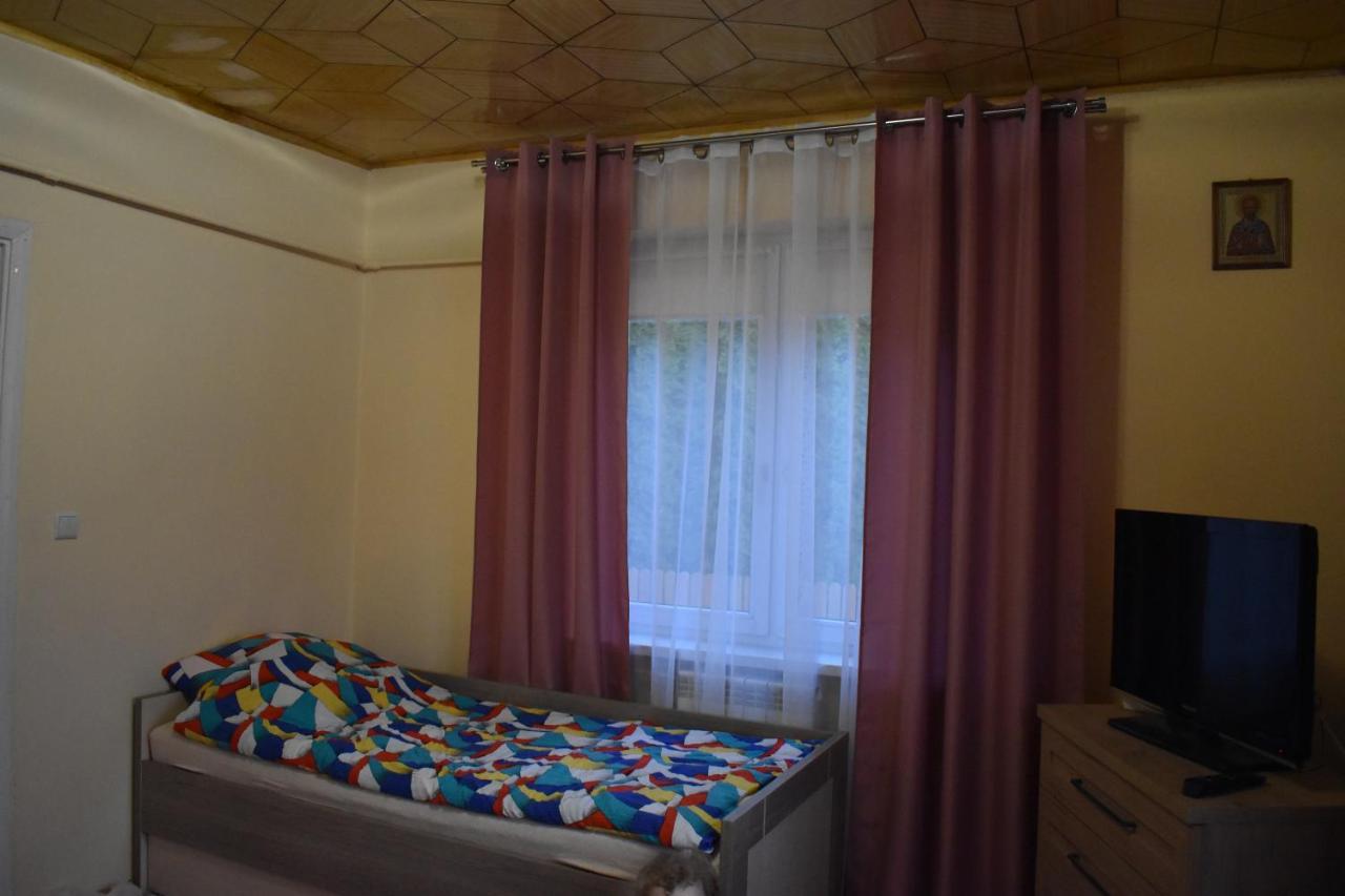 Domek Na Wsi-Agroturystyka Czyze Экстерьер фото